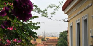 Η Μαριάννα Τζιαντζή και το τέλος της αυλής των θαυμάτων (του Φ. Φιλίππου)