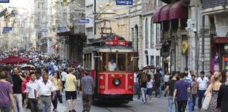 Η Κωνσταντινούπολη του Λιβανελλί (του Θωμά Κοροβίνη)