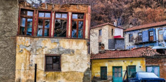 Δημήτρη Φύσσα, εγχειρίδιο αναρχίας (του Λευτέρη Ξανθόπουλου)