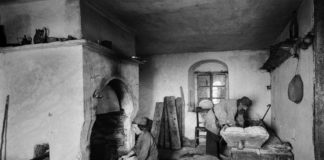 “Ψεύτη κόσμε”, (χριστουγεννιάτικο 9, της Πέλας Σουλτάτου)