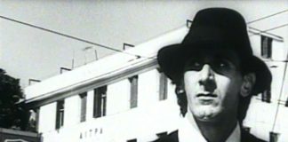 Σαν μια “θεία” σκηνοθεσία (του Μένου Δελιοτζάκη)