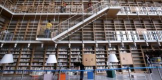 Μακρύς ο δρόμος για την Εθνική Βιβλιοθήκη: Οι περιπέτειες ενός αναγνώστη (του Σπύρου Κακουριώτη)