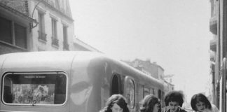 Περιπέτειες ενηλικίωσης (της Ελένης Σβορώνου)