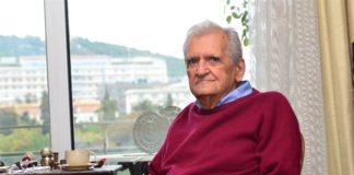 Οι αθέατες όψεις της ποίησης του Τίτου Πατρίκιου ( του Γιάννη Ν.Μπασκόζου)
