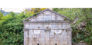 «Η μνήμη του νερού. Οι ροοκρήνες της Αρκαδίας» (του Νίκου Βατόπουλου)