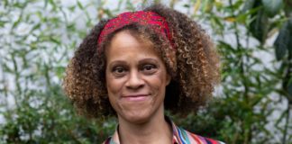 Bernardine Evaristo: Eίμαστε σχεδόν αόρατες στη λογοτεχνία