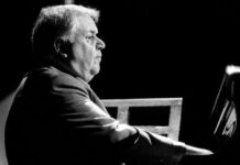 Μάνος Χατζιδάκις: Ποιοι θα μας κυβερνήσουνε μελλοντικά