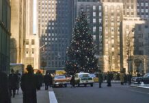 Χριστούγεννα, σαν σύννεφα που σβήνουν, στη Νέα Υόρκη (του Χρήστου Τσιάμη)