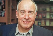 Μεταξύ ημερολογιακής ηθογραφίας και μυθιστορηματικού ντοκουμέντου (του Γιάννη Στρούμπα)