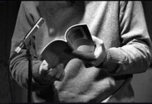 Γιατί να διαβάζουμε ακόμη ποίηση; (γράφει η Βαρβάρα Ρούσσου)