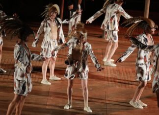 Πώς παρουσιάζεις τον ελευθερόστομο και αναρχικό Αριστοφάνη σε παιδιά ; (γράφει η Καίτη Διαμαντάκου)