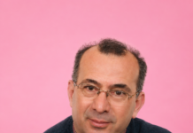 Λουάν Τζούλις – «Η ποίηση έχει παγκόσμια ταυτότητα» (συνέντευξη στην Δήμητρα Διδαγγέλου)