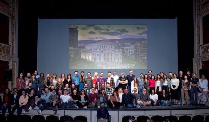 Dimotiko Theatro Peiraia 1