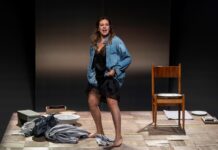 Σ. Τσαφούλιας, Ευ. Μουμούρη: «Η δική τους υποχώρηση είναι να φάνε μπάμιες. Η δική μου είναι…»(της Όλγας Σελλά)
